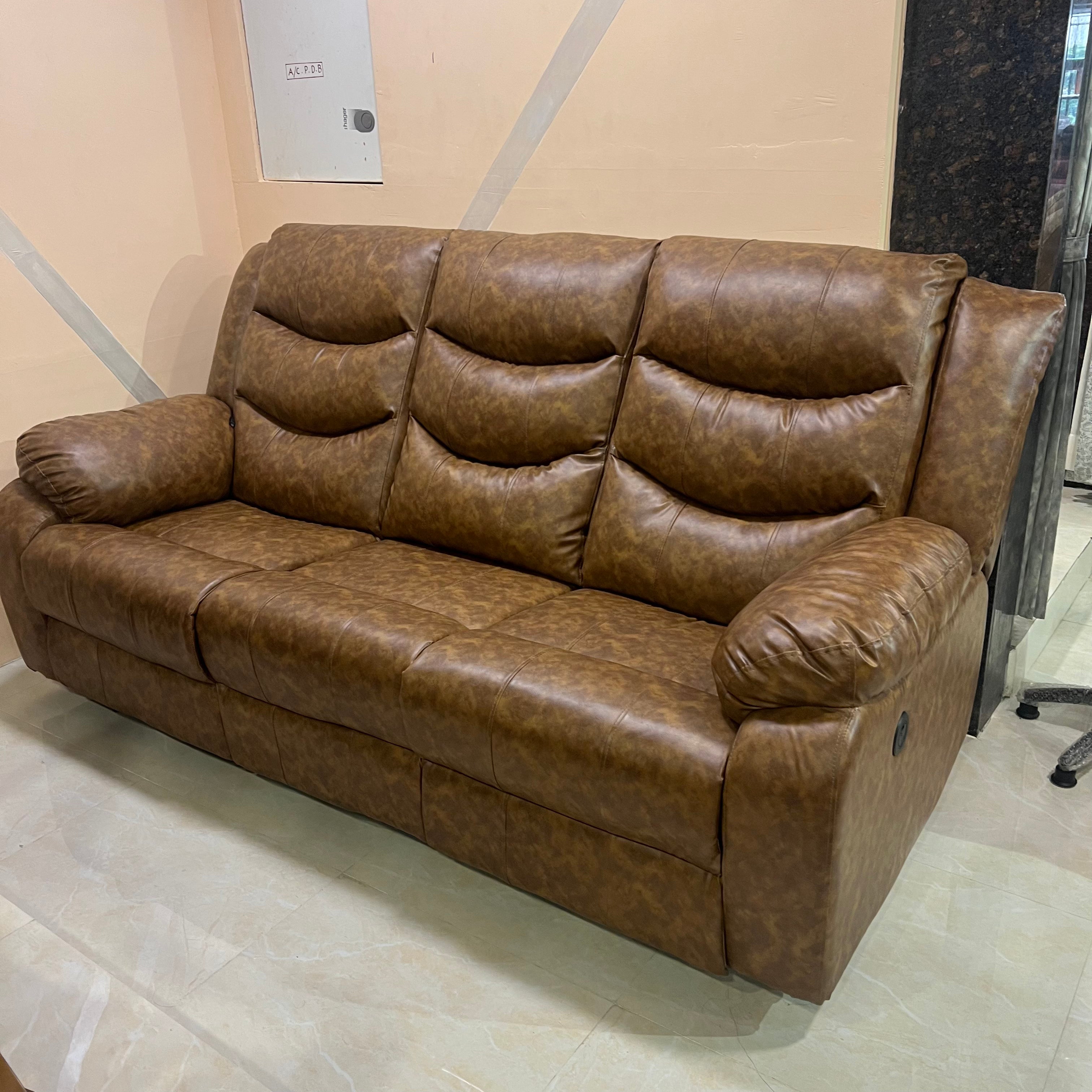 Recliner sofa deals motorised