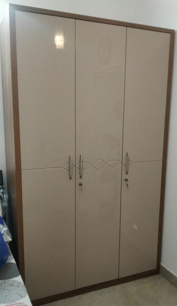 Pearl 3 Door Wardrobe